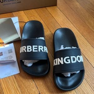 New Burberry Childrens Slides Sz 10 17 Euro Black